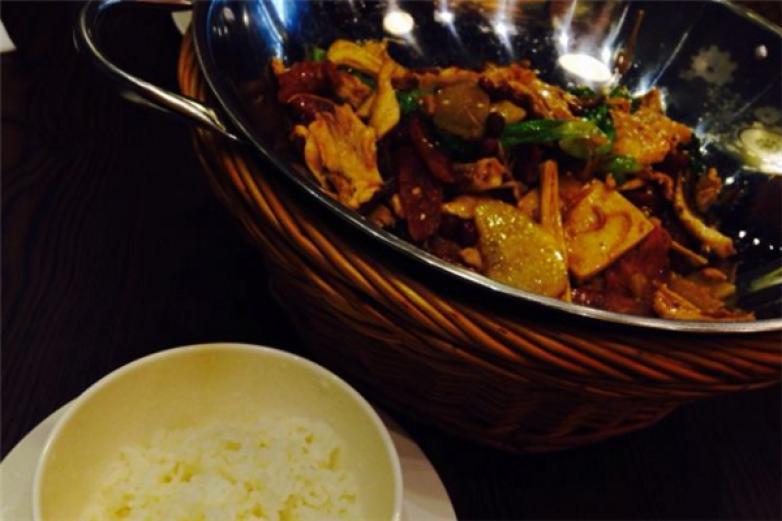 川乐小镇麻辣香锅